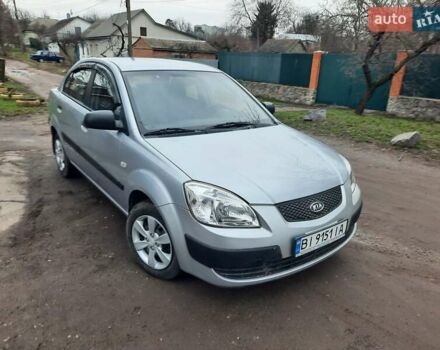 Серый Киа Рио, объемом двигателя 1.4 л и пробегом 113 тыс. км за 4550 $, фото 9 на Automoto.ua