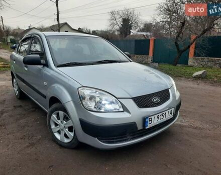 Серый Киа Рио, объемом двигателя 1.4 л и пробегом 113 тыс. км за 4550 $, фото 80 на Automoto.ua