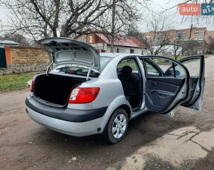 Серый Киа Рио, объемом двигателя 1.4 л и пробегом 113 тыс. км за 4550 $, фото 64 на Automoto.ua