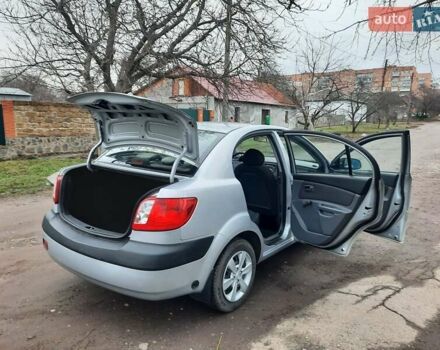 Серый Киа Рио, объемом двигателя 1.4 л и пробегом 113 тыс. км за 4550 $, фото 65 на Automoto.ua