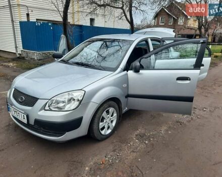 Серый Киа Рио, объемом двигателя 1.4 л и пробегом 113 тыс. км за 4550 $, фото 60 на Automoto.ua