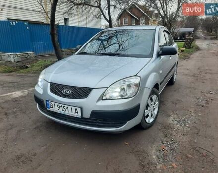 Серый Киа Рио, объемом двигателя 1.4 л и пробегом 113 тыс. км за 4550 $, фото 81 на Automoto.ua