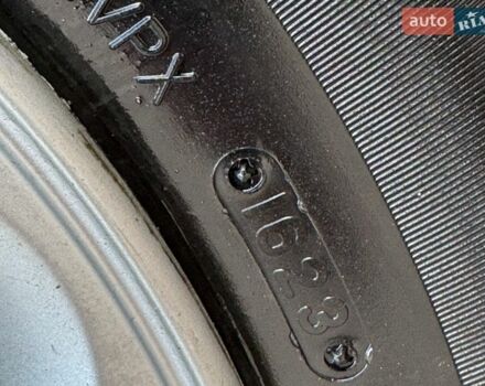 Серый Киа Рио, объемом двигателя 1.4 л и пробегом 227 тыс. км за 6850 $, фото 110 на Automoto.ua