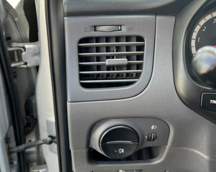 Серый Киа Рио, объемом двигателя 1.4 л и пробегом 219 тыс. км за 4500 $, фото 35 на Automoto.ua