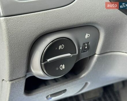 Серый Киа Рио, объемом двигателя 1.4 л и пробегом 227 тыс. км за 6850 $, фото 79 на Automoto.ua