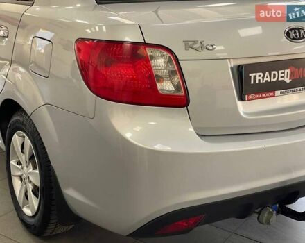 Серый Киа Рио, объемом двигателя 1.4 л и пробегом 98 тыс. км за 6500 $, фото 11 на Automoto.ua