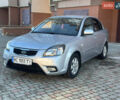 Серый Киа Рио, объемом двигателя 1.4 л и пробегом 227 тыс. км за 6750 $, фото 3 на Automoto.ua