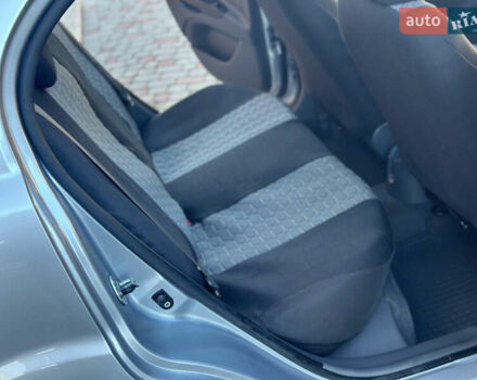 Серый Киа Рио, объемом двигателя 1.4 л и пробегом 227 тыс. км за 6750 $, фото 61 на Automoto.ua