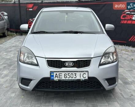 Серый Киа Рио, объемом двигателя 1.49 л и пробегом 297 тыс. км за 5999 $, фото 3 на Automoto.ua