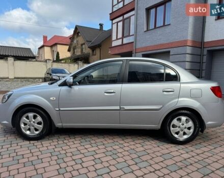 Серый Киа Рио, объемом двигателя 1.4 л и пробегом 227 тыс. км за 6850 $, фото 114 на Automoto.ua