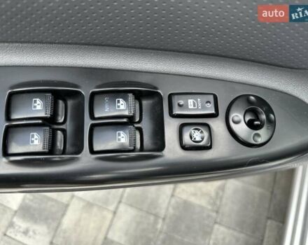 Серый Киа Рио, объемом двигателя 1.49 л и пробегом 297 тыс. км за 5999 $, фото 28 на Automoto.ua