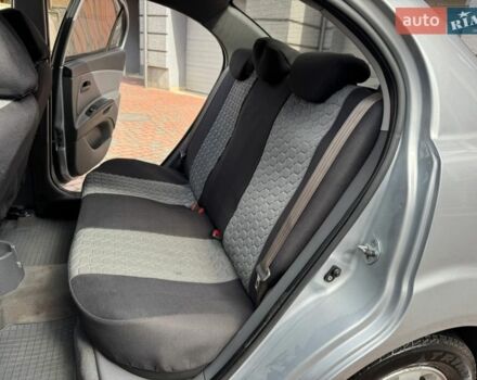 Серый Киа Рио, объемом двигателя 1.4 л и пробегом 227 тыс. км за 6750 $, фото 43 на Automoto.ua