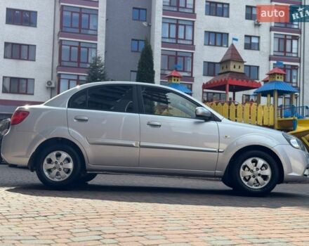 Серый Киа Рио, объемом двигателя 1.4 л и пробегом 227 тыс. км за 6850 $, фото 183 на Automoto.ua