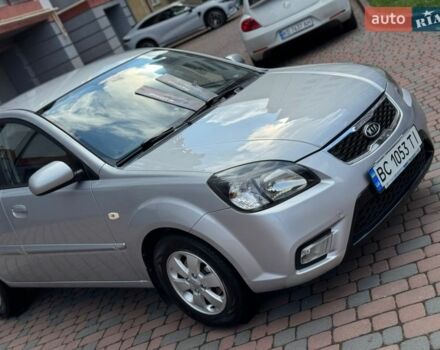 Серый Киа Рио, объемом двигателя 1.4 л и пробегом 227 тыс. км за 6850 $, фото 167 на Automoto.ua