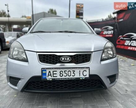Серый Киа Рио, объемом двигателя 1.49 л и пробегом 297 тыс. км за 5999 $, фото 8 на Automoto.ua