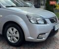 Серый Киа Рио, объемом двигателя 1.4 л и пробегом 227 тыс. км за 6750 $, фото 169 на Automoto.ua