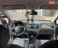 Серый Киа Рио, объемом двигателя 1.4 л и пробегом 227 тыс. км за 6750 $, фото 68 на Automoto.ua