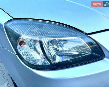 Серый Киа Рио, объемом двигателя 1.5 л и пробегом 190 тыс. км за 5800 $, фото 7 на Automoto.ua