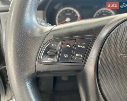 Серый Киа Рио, объемом двигателя 1.4 л и пробегом 98 тыс. км за 5990 $, фото 19 на Automoto.ua
