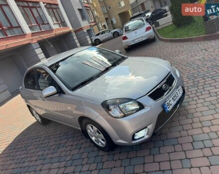 Серый Киа Рио, объемом двигателя 1.4 л и пробегом 227 тыс. км за 6750 $, фото 140 на Automoto.ua