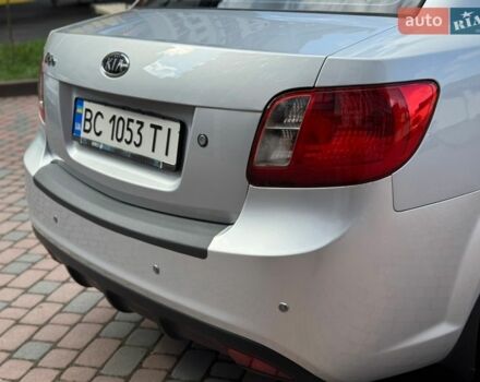 Серый Киа Рио, объемом двигателя 1.4 л и пробегом 227 тыс. км за 6850 $, фото 162 на Automoto.ua