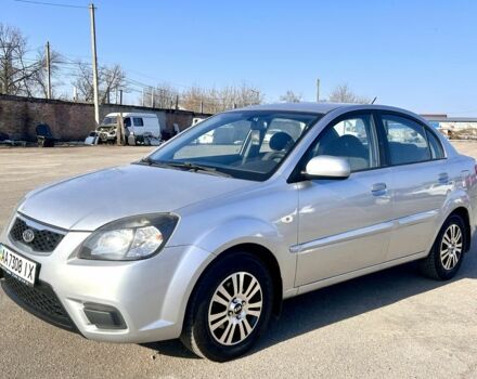 Сірий Кіа Ріо, об'ємом двигуна 1.5 л та пробігом 160 тис. км за 5800 $, фото 7 на Automoto.ua