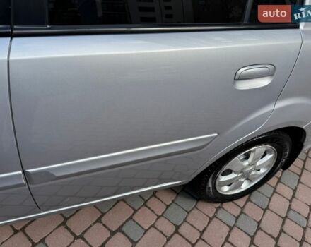 Серый Киа Рио, объемом двигателя 1.4 л и пробегом 227 тыс. км за 6850 $, фото 106 на Automoto.ua