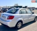 Сірий Кіа Ріо, об'ємом двигуна 1.5 л та пробігом 190 тис. км за 5800 $, фото 3 на Automoto.ua