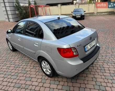 Серый Киа Рио, объемом двигателя 1.4 л и пробегом 227 тыс. км за 6850 $, фото 133 на Automoto.ua