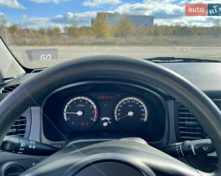 Серый Киа Рио, объемом двигателя 1.4 л и пробегом 219 тыс. км за 4500 $, фото 34 на Automoto.ua