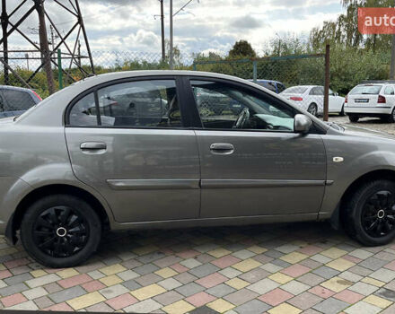 Киа Рио 2010 в Стрые на Automoto.ua Серый Киа Рио, объемом двигателя 1.4 л и пробегом 166 тыс. км за 3999 $, фото 7 на Automoto.ua