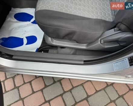 Серый Киа Рио, объемом двигателя 1.4 л и пробегом 227 тыс. км за 6850 $, фото 78 на Automoto.ua