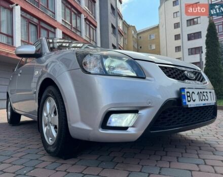 Серый Киа Рио, объемом двигателя 1.4 л и пробегом 227 тыс. км за 6750 $, фото 138 на Automoto.ua
