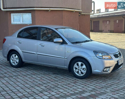 Серый Киа Рио, объемом двигателя 1.4 л и пробегом 227 тыс. км за 6750 $, фото 10 на Automoto.ua