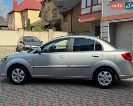 Серый Киа Рио, объемом двигателя 1.4 л и пробегом 227 тыс. км за 6850 $, фото 187 на Automoto.ua