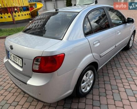 Серый Киа Рио, объемом двигателя 1.4 л и пробегом 227 тыс. км за 6750 $, фото 117 на Automoto.ua