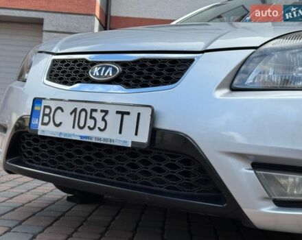 Серый Киа Рио, объемом двигателя 1.4 л и пробегом 227 тыс. км за 6850 $, фото 123 на Automoto.ua