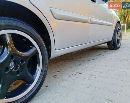 Серый Киа Рио, объемом двигателя 1.4 л и пробегом 301 тыс. км за 3700 $, фото 14 на Automoto.ua