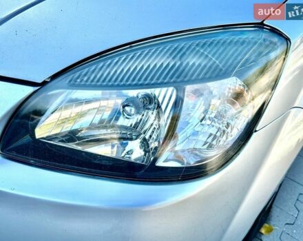 Серый Киа Рио, объемом двигателя 1.5 л и пробегом 190 тыс. км за 5800 $, фото 6 на Automoto.ua