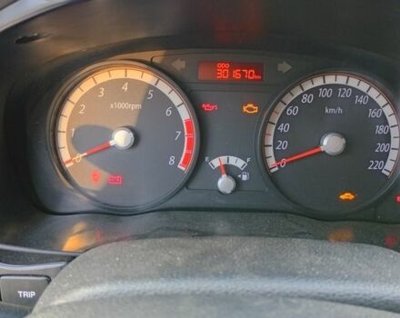 Серый Киа Рио, объемом двигателя 1.4 л и пробегом 301 тыс. км за 3700 $, фото 12 на Automoto.ua