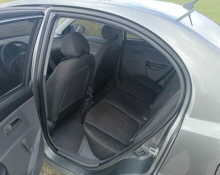 Серый Киа Рио, объемом двигателя 1.3 л и пробегом 163 тыс. км за 4400 $, фото 8 на Automoto.ua
