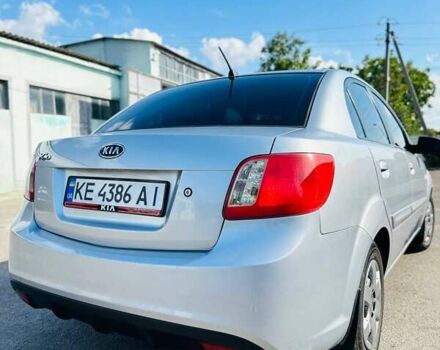 Серый Киа Рио, объемом двигателя 1.4 л и пробегом 140 тыс. км за 5800 $, фото 15 на Automoto.ua