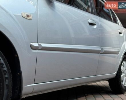 Серый Киа Рио, объемом двигателя 1.4 л и пробегом 227 тыс. км за 6850 $, фото 153 на Automoto.ua