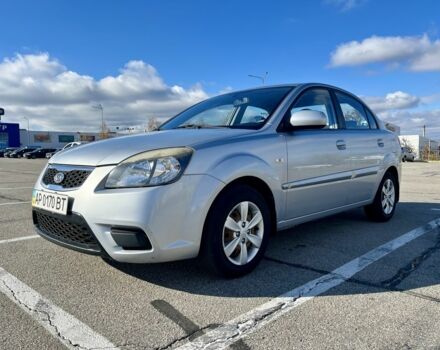 Сірий Кіа Ріо, об'ємом двигуна 1.4 л та пробігом 219 тис. км за 4500 $, фото 6 на Automoto.ua