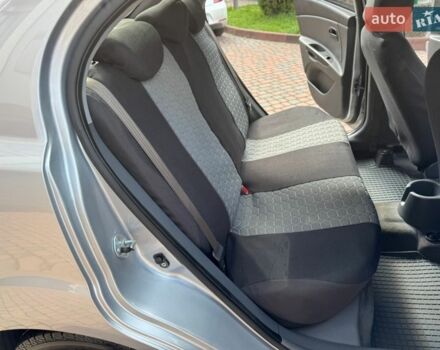 Серый Киа Рио, объемом двигателя 1.4 л и пробегом 227 тыс. км за 6850 $, фото 33 на Automoto.ua