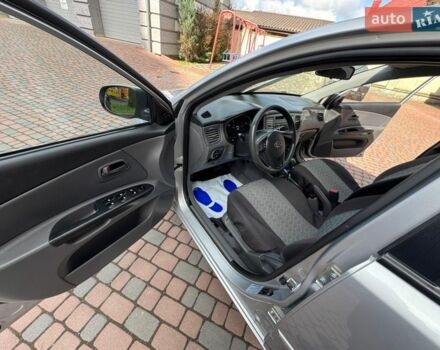 Серый Киа Рио, объемом двигателя 1.4 л и пробегом 227 тыс. км за 6750 $, фото 72 на Automoto.ua