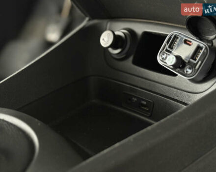 Серый Киа Рио, объемом двигателя 1.4 л и пробегом 99 тыс. км за 5500 $, фото 17 на Automoto.ua