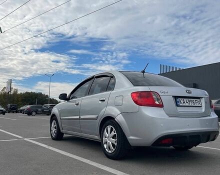 Серый Киа Рио, объемом двигателя 1.5 л и пробегом 470 тыс. км за 3000 $, фото 7 на Automoto.ua