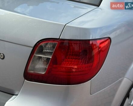 Серый Киа Рио, объемом двигателя 1.4 л и пробегом 227 тыс. км за 6850 $, фото 161 на Automoto.ua