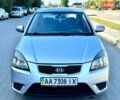 Серый Киа Рио, объемом двигателя 1.5 л и пробегом 190 тыс. км за 5800 $, фото 1 на Automoto.ua